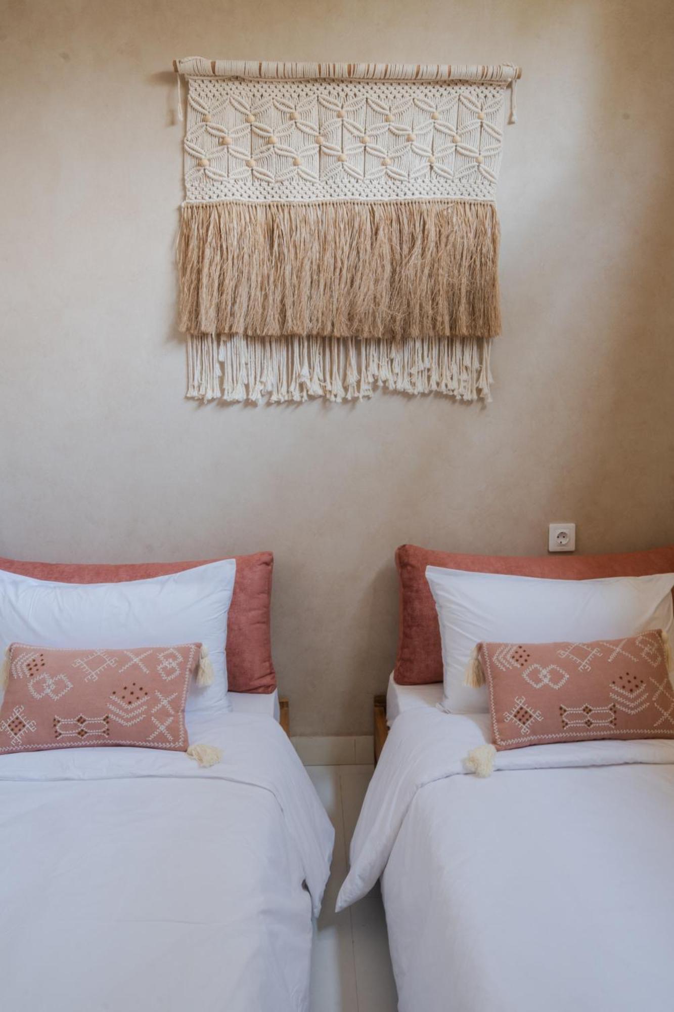 Gili Boho Villas - Aesthetic Private Pool Villas غيلي تراوانغان المظهر الخارجي الصورة